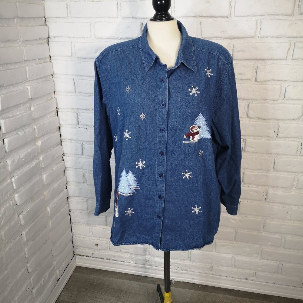 Penningtons Ladies Size 2X Winter Themed Button Front Jean Shirt